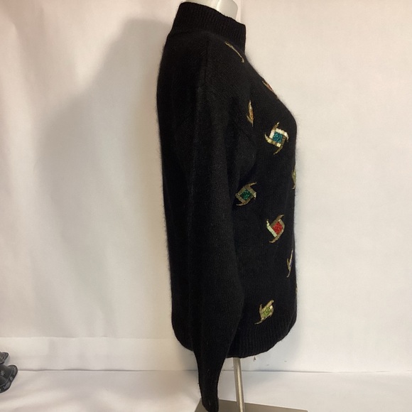 I.B. Delusion womens turtleneck sweater with bead worksize medium - Picture 4 of 7